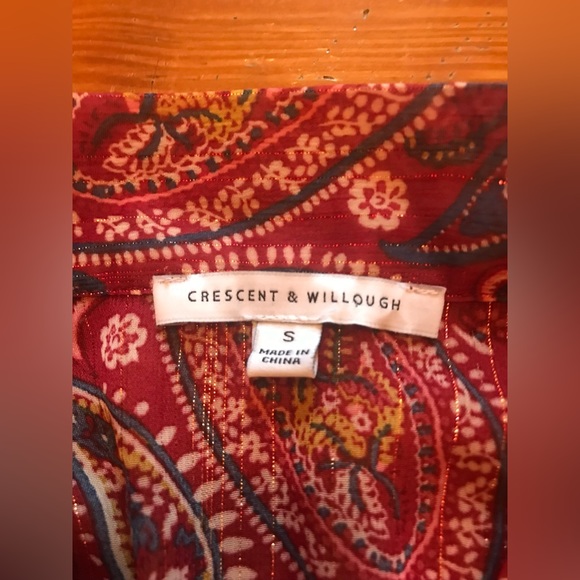 Crescent & Willough Paisley Metallic Blouse Size Small - Picture 7 of 7